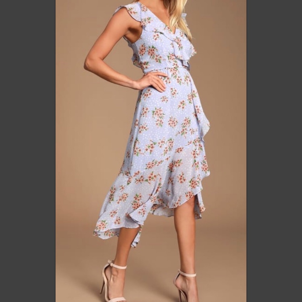 Like New!✨Periwinkle Floral Print Midi Dress